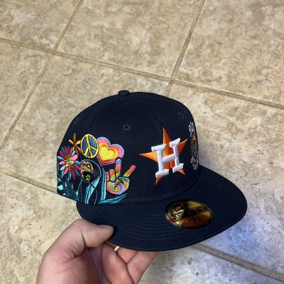 New Era Other - New Era Houston Astros 2017 World Series Champions Groovy Patch Blue UV 7 3/8